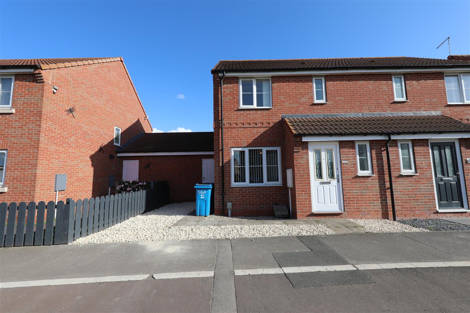 Property & Houses for Sale & Let in Hull Symonds & Greenham